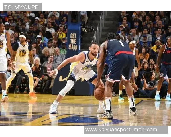 库里创历史新纪录单场25三分命中5次达354次哈登紧随其后